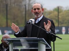 Comissário da MLS culpa hacker por postagem inflamatória