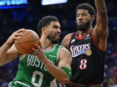 Celtics vence o jogo 3 contra Sixers e recupera a liderança da série