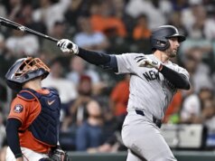 Giancarlo Stanton (panturrilha) dos Yankees é considerado o dia a dia