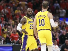 Veteranos do Lakers abrem caminho para série sobre Rockets