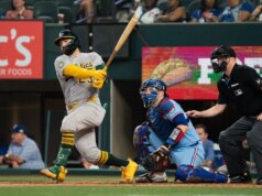 Tripla de Carlos Cortes eleva o Atletismo sobre o Rangers