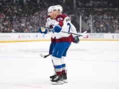 Nathan MacKinnon marca duas vezes enquanto Avs corre para varrer Kings