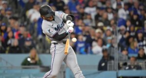 A caminhada única de Kyle Tucker encerra o rali dos Dodgers contra Marlins