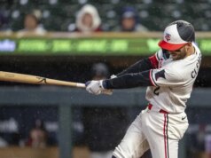 Gêmeos aproveitam a explosão ofensiva para a revanche contra os Mariners