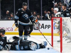 Mamute não está suando devolvendo gelo para os Cavaleiros de Ouro