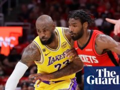 LeBron James resgata Lakers em suspense na prorrogação e leva Rockets ao limite