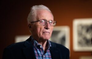 David Dimbleby questiona cortes ‘malucos’ da BBC na equipe de transmissão de eventos