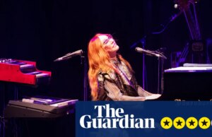Crítica de Tori Amos – os fãs acompanham cada nota deste mergulho profundo e dramático em seu catálogo anterior