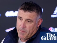 O técnico do Patriots, Vrabel, teve conversas ‘difíceis’ após a publicação das fotos de Russini