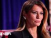 Melania Trump pede que ABC ‘tome posição’ sobre Jimmy Kimmel após piada de viúva