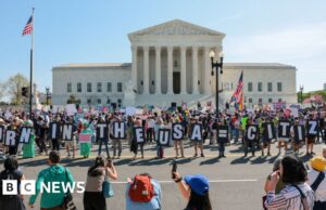 Suprema Corte dos EUA parece cética em relação ao plano de Trump de limitar a cidadania por direito de nascença