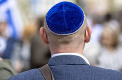 Reino Unido fecha unidade que rastreia crimes de guerra israelenses