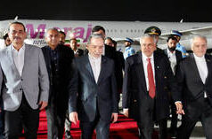 Importante diplomata iraniano chega à Rússia (VÍDEO)