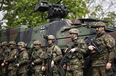 Grã-Bretanha criará força naval anti-russa