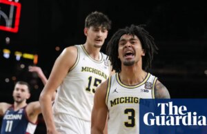 Michigan supera UConn para ganhar o primeiro título de basquete masculino da NCAA desde 1989