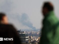 ‘Não durmo há dias’: iranianos descrevem desespero crescente após um mês de guerra