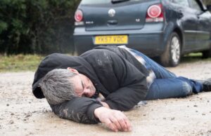 A mensagem de quatro palavras de Emmerdale Isabel Hodgins enquanto Cain Dingle ‘deixava para morrer’