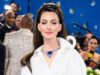 Anne Hathaway elogia a ‘inacreditável’ co-estrela Meryl Streep