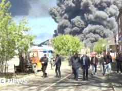 Terceiro ataque ucraniano atinge refinaria de petróleo russa e provoca evacuações