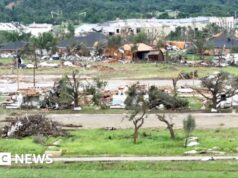 Assistir: Vídeo aéreo mostra destruição após twister atingir pequena cidade do Texas