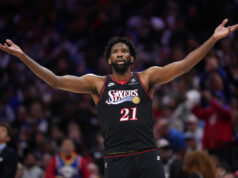 O retorno corajoso de Joel Embiid para o 76ers após a apendicectomia fracassa