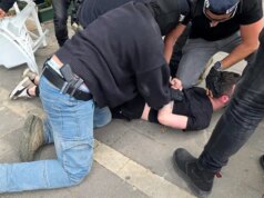 Homem israelense construiu laboratório de bombas para conspiração iraniana contra o ex-primeiro-ministro Bennett, dizem autoridades