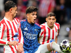 Arsenal e Atlético trocam gols de pênalti e empatam nas semifinais da Liga dos Campeões