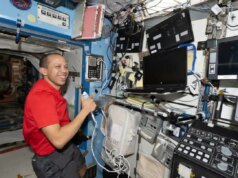 Os astronautas da ISS estão recebendo uma atualização de laptop computer da HP