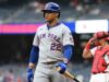 O rebatedor estrela do Mets, Juan Soto, em IL de 10 dias com distensão na panturrilha