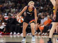 Tempo assina contratos com seis jogadores para campos de treinamento