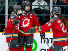 Cetros ainda vivos após o gol de Brianne Jenner no OT ajudar Cost a vencer Fleet