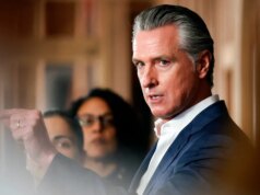 Califórnia suspende a aplicação da lei que exige que os VCs relatem dados de diversidade