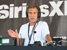 Mad Canine Russo, da ESPN, derrete com os cantos de ‘US-A’ no RBC Heritage