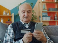 A mídia social está roubando seu tempo, mesmo na fase madura da aposentadoria