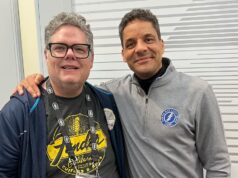 Nosso jornalista reviu um vídeo de meus amigos sobre Lightning: de Moncton à LNH