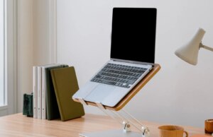Melhores suportes para laptop computer (2026): depois de testar mais de 25 modelos, estes 5 se destacam