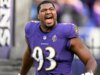 Ravens está contratando um atacante defensivo de 40 anos para jogar sua 19ª temporada na NFL e é incrível