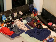 Boston dará a migrantes LGBTQ+ vouchers para ioga, meditação e ‘cura criativa’