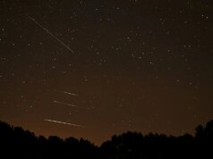 Como observar a chuva de meteoros Lyrids de 2026 em seu pico