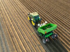 John Deere está pagando US$ 99 milhões aos agricultores por reparos supostamente monopolizadores