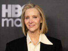 Lisa Kudrow revela que os escritores de Pals ficaram “acordados até tarde discutindo fantasias sexuais” sobre o elenco