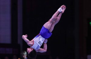 Karl Eldrew Yulo avança para a ultimate dos exercícios de solo na Copa do Mundo do Cairo