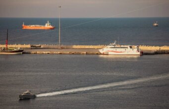 Irã exige Bitcoin e criptografia para pagamentos de pedágio no Estreito de Hormuz