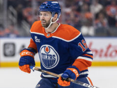 Jason Dickinson, dos Oilers, será uma decisão em tempo de jogo para o Jogo 2 vs.