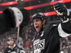 A carreira de 2 décadas de Anze Kopitar com os Kings termina em aplausos e lágrimas