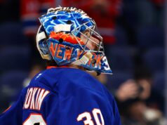 NHL Roundup: Islanders eliminados, Blue Jackets à beira