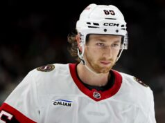 Jake Sanderson retorna à escalação dos Senators contra Wild