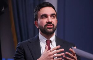 Em uma grande reversão, Zohran Mamdani diz às agências de Nova York que elas podem usar o TikTok