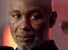Lennox Lewis deplora o estado de la boxe no Canadá: «C’est difficile, sauf au Québec»