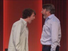 Os fãs do Final One Laughing convenceram que o comediante foi ‘roubado’ depois de ver um sorriso furtivo